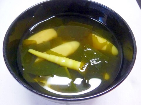 ☆笹たけのことわかめの澄まし汁☆